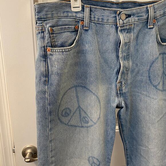 Levi’s Levi Strauss 501 150th Anniversary Light Blue Denim Jeans 36 x 32 - Picture 3 of 6